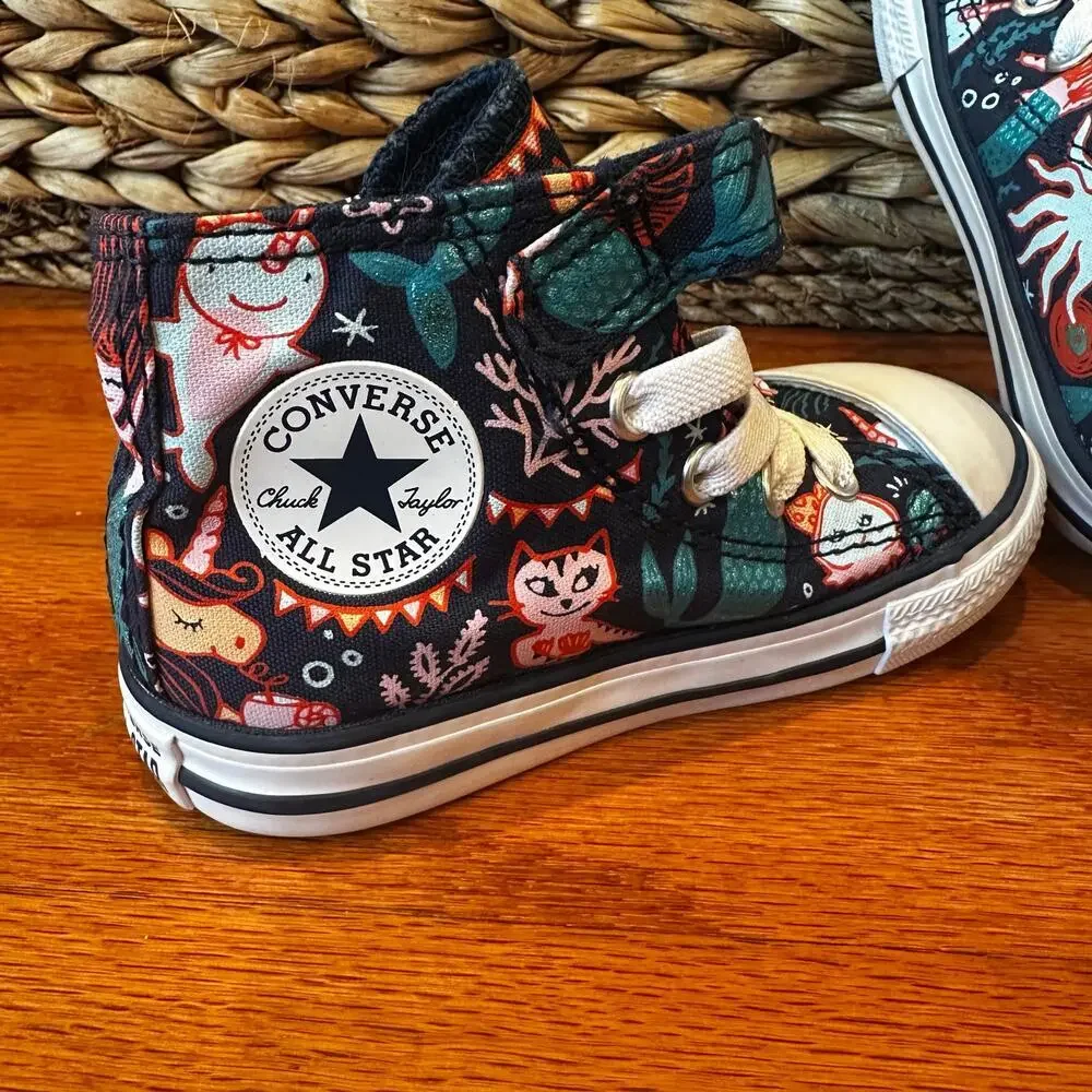 Converse Under the Sea Sneakers sz 7 Toddler Sneakers